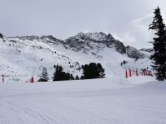 Delapan pemain ski ditemukan tewas, satu masih hilang setelah longsoran salju di California