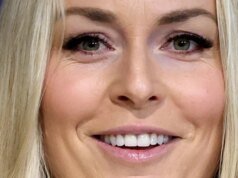 Lindsey Vonn berencana untuk berkompetisi di Olimpiade setelah cedera